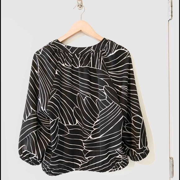 NWT Lightweight Pattern Bomber Jacket (M) - Picture 2 of 5